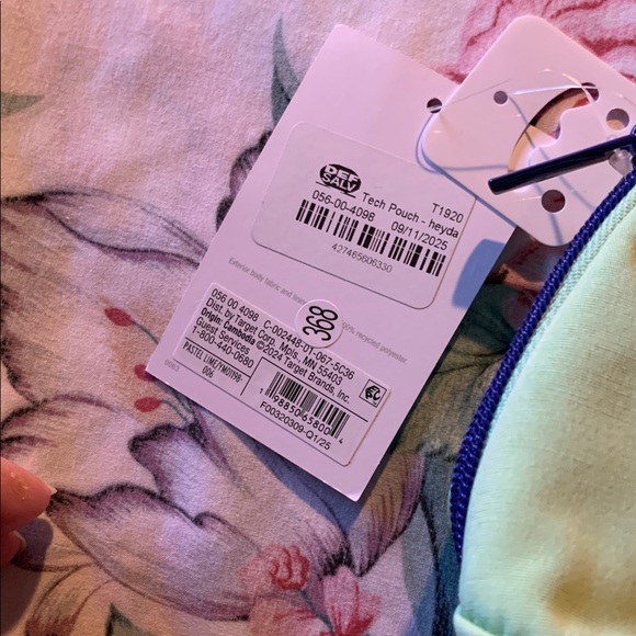 Heyday Tech Pouch - Picture 8 of 9